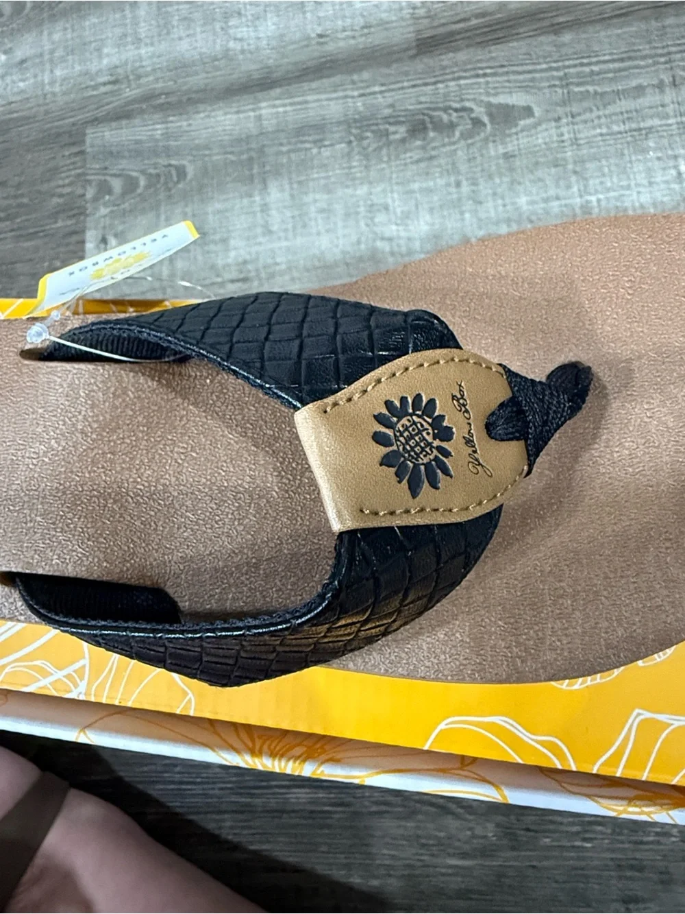 Yellow Box Nandika Kids Sandals - Black/Tan - Picture 2 of 4